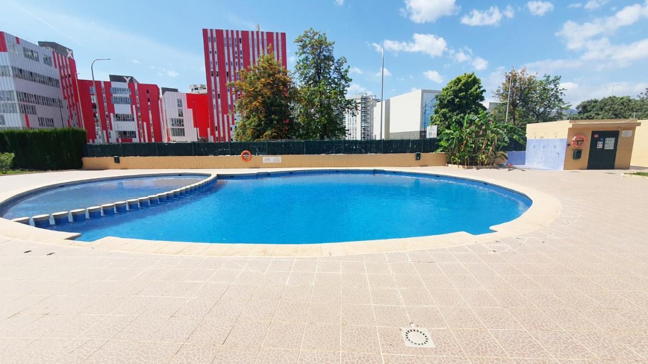 Universidad Del Mar - Alquiler Solo Familias Gandía Exterior foto